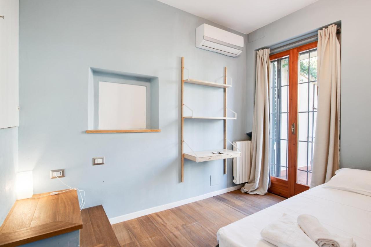 Santa Reparata Apartment With Patio And Terrace ฟลอเรนซ์ ภายนอก รูปภาพ